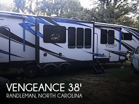 2019 Forest River Vengeance Touring Edition 381L12-6