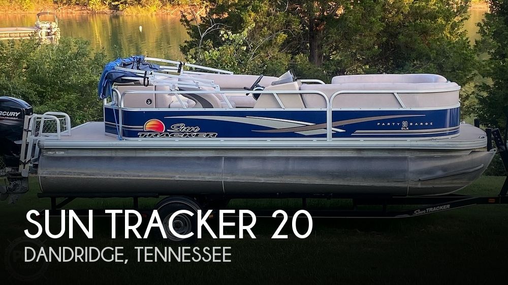 2014 Sun Tracker PARTY BARGE 20 DLX