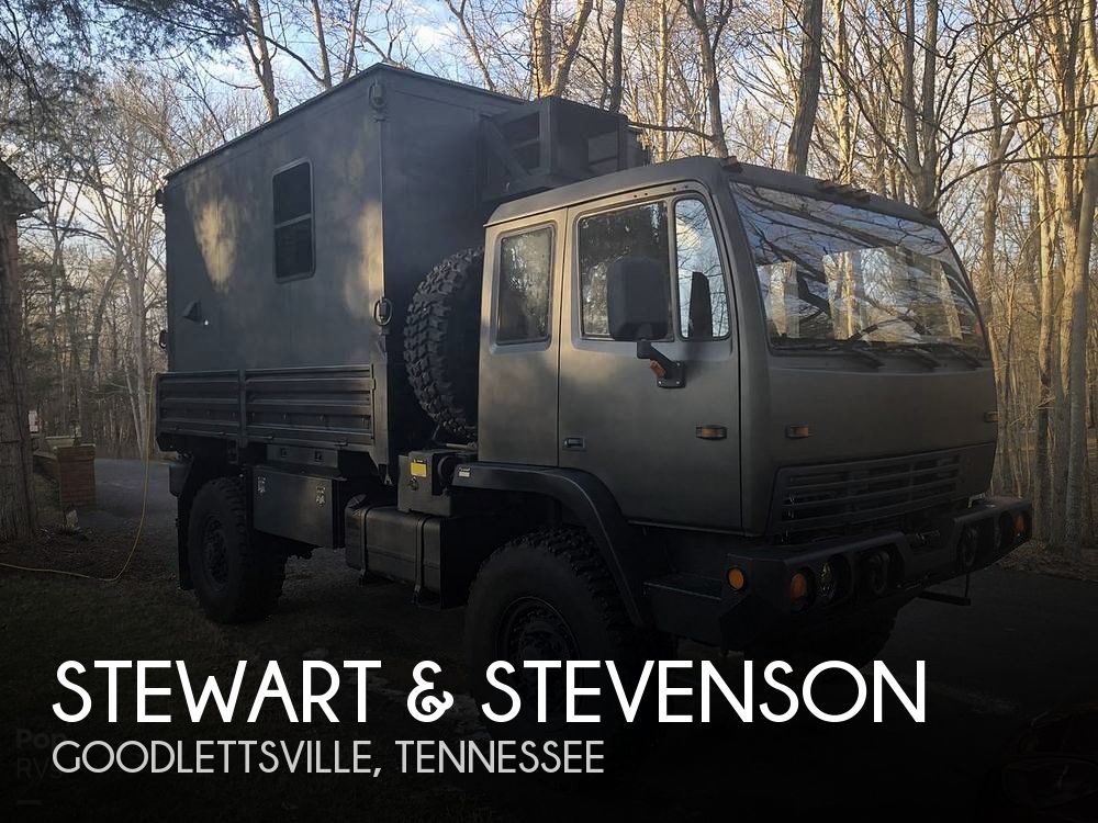 1993 Stewart & Stevenson 4×4 Expedition