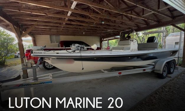 2000 Luton Marine 20