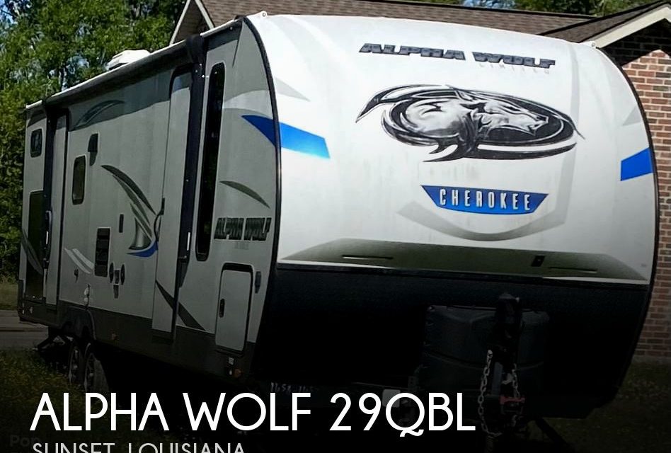 2019 Cherokee Alpha Wolf 29QBL