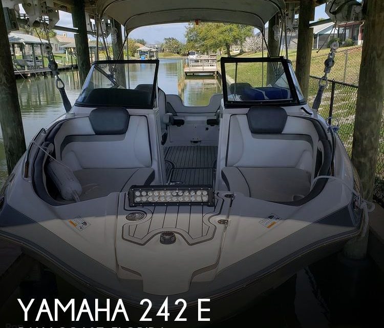 2017 Yamaha 242 E