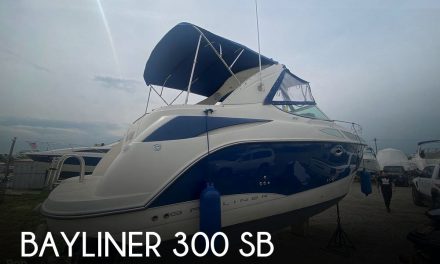 2007 Bayliner 300 SB