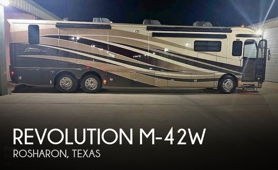 2014 American Coach Revolution M-42W