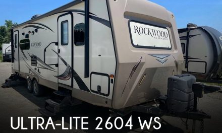 2015 Rockwood Ultra-Lite 2604 WS