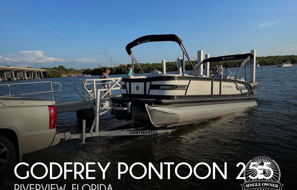 2023 Godfrey Pontoon Aqua Patio Series 255 SBC