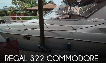 1999 Regal 322 Commodore