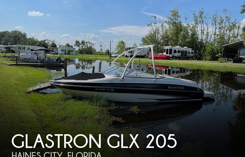 2007 Glastron GLX 205