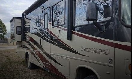 2011 Forest River Georgetown 337DS