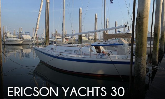 1986 Ericson Yachts Ericson 30
