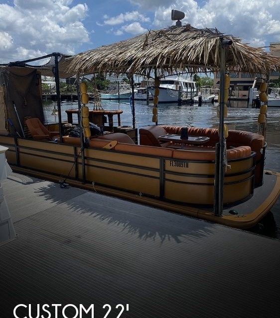 2023 Custom Tiki Bar Boat