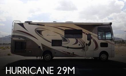 2018 Thor Motor Coach Hurricane 29M
