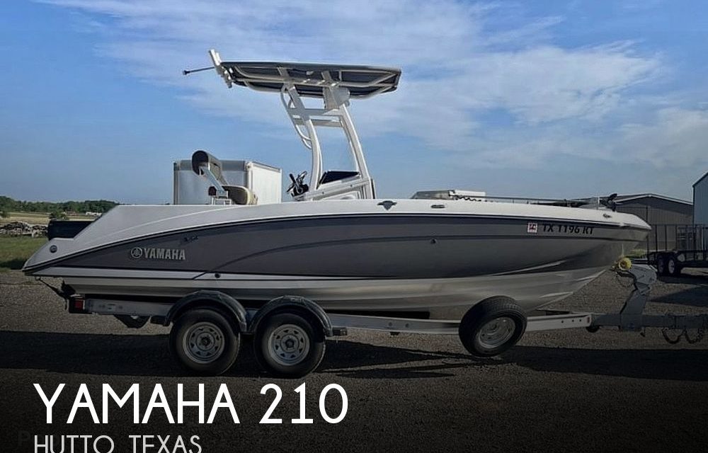 2022 Yamaha 210