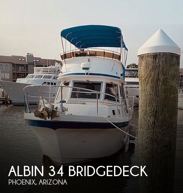 1989 Albin 34 Bridgedeck