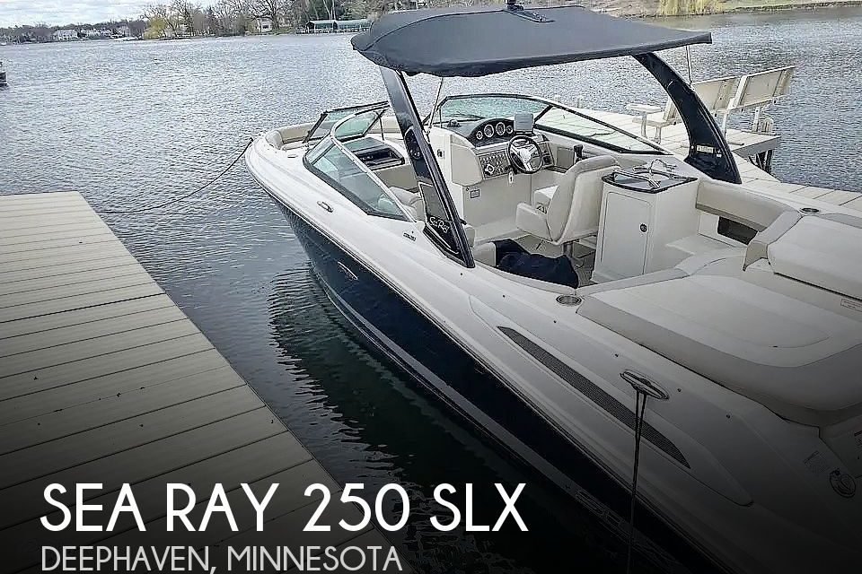 2013 Sea Ray 250 SLX