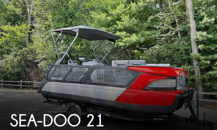 2022 Sea-Doo 21