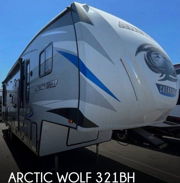 2021 Cherokee Arctic Wolf 321bh