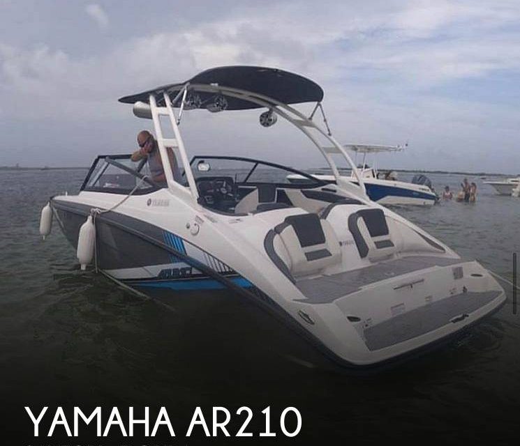 2020 Yamaha AR210
