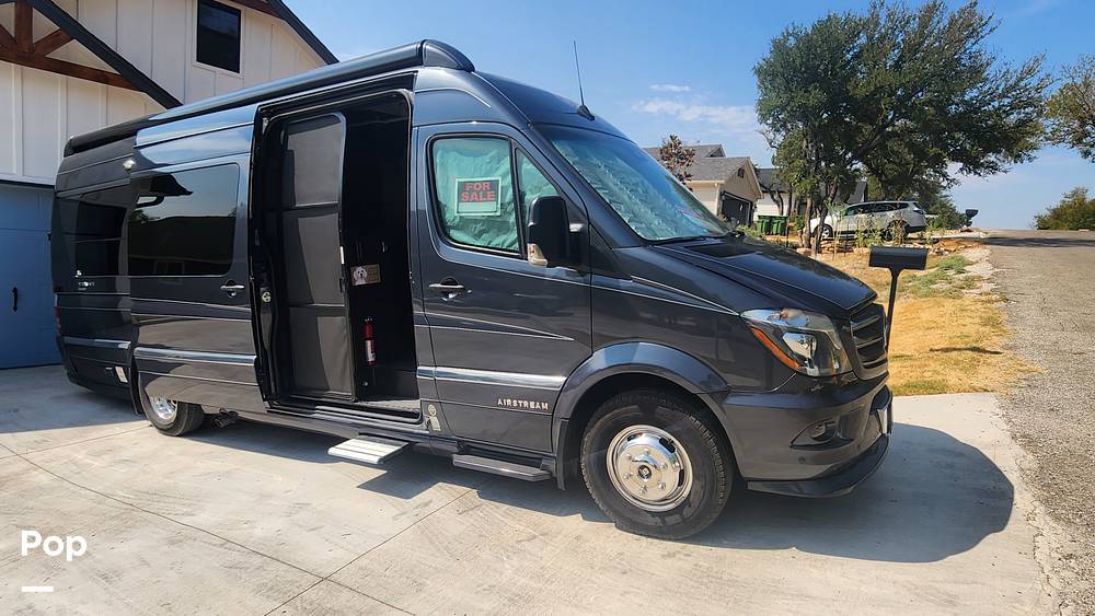 2019 Airstream Interstate Grand Tour EXT Slate Edition