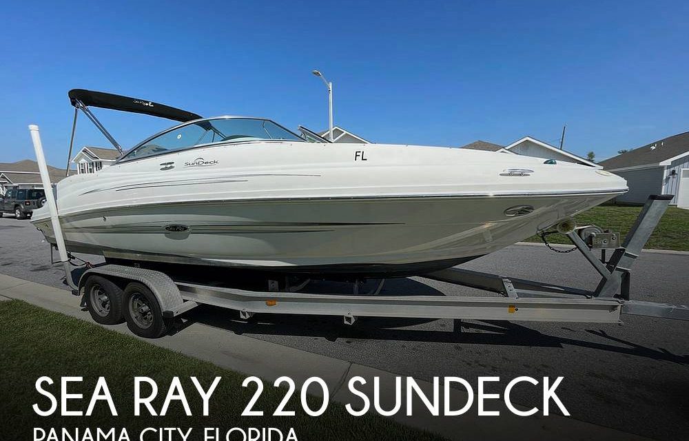 2008 Sea Ray 220 Sundeck