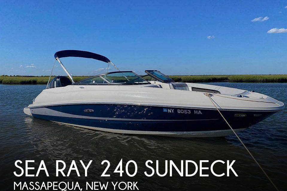 2016 Sea Ray 240 Sundeck