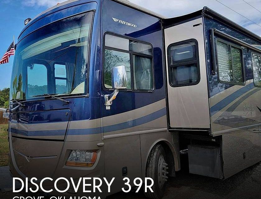 2008 Fleetwood Discovery 39R