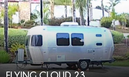 2011 Airstream Flying Cloud 23