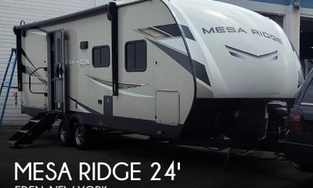 2022 Highland Ridge Mesa Ridge S-Lite 241BH