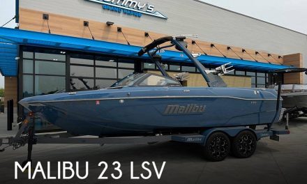 2022 Malibu 23 LSV