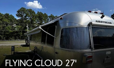 2023 Airstream Flying Cloud M-27FB QUEEN