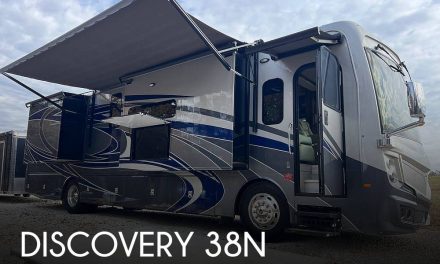 2022 Fleetwood Discovery 38N
