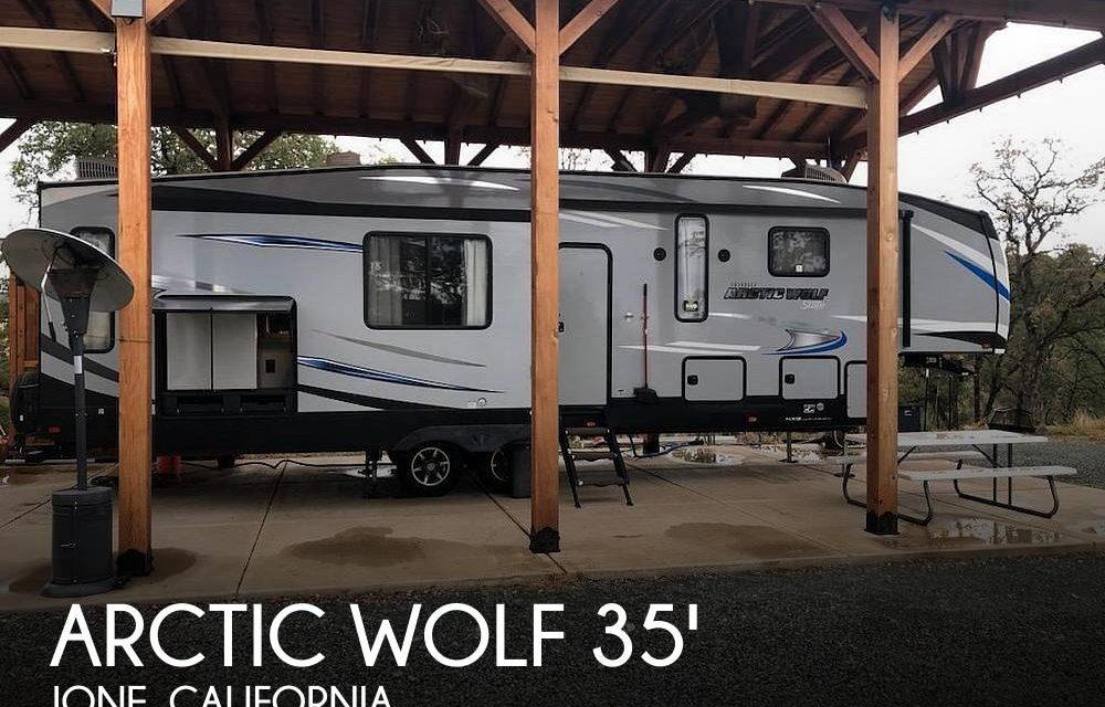 2020 Cherokee Arctic Wolf 3550 Suite