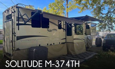 2017 Grand Design Solitude M-374TH