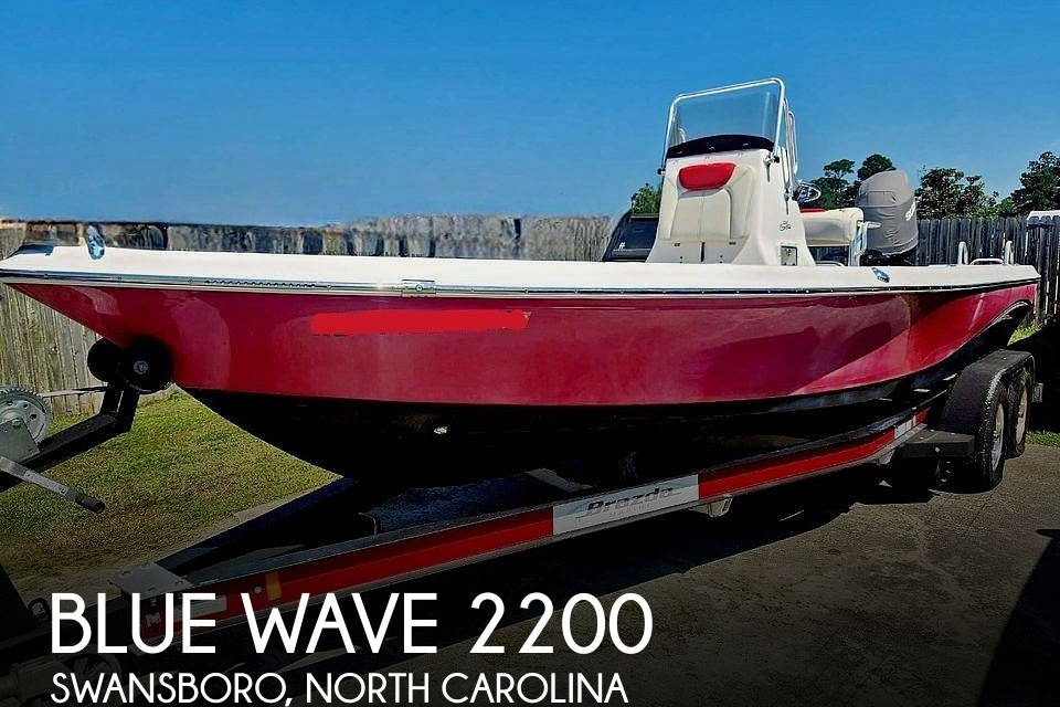 2016 Blue Wave 2200 Pure Bay