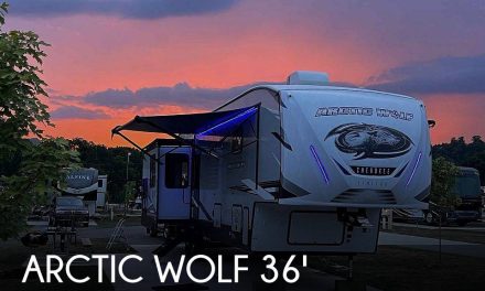 2022 Cherokee Arctic Wolf M-3660 Suite