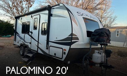 2019 Forest River Palomino Solaire M-202RB