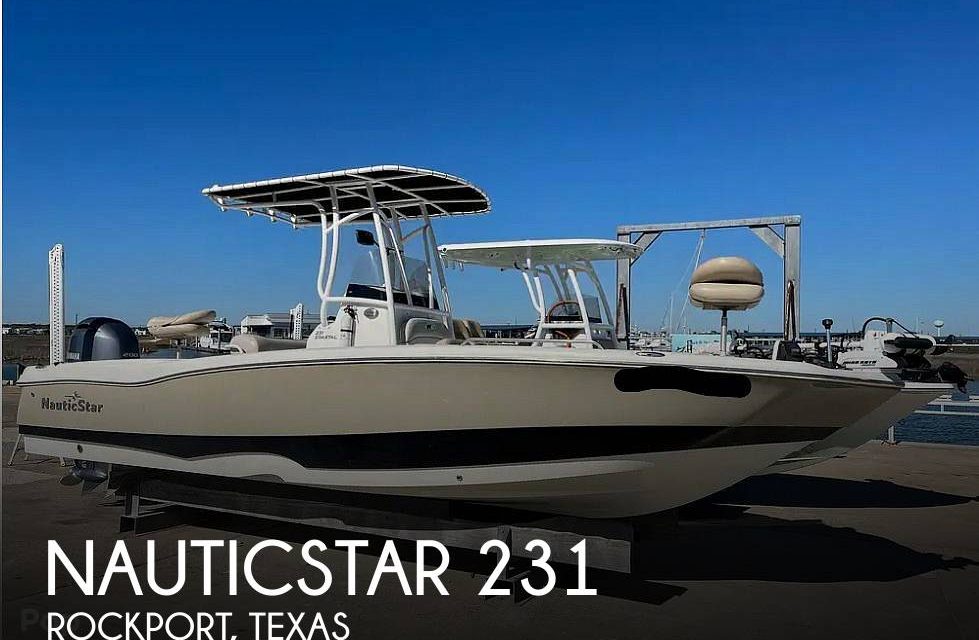 2015 NauticStar 231 Coastal Bay