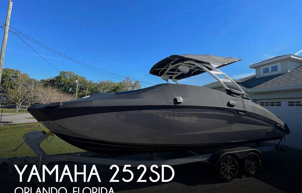 2023 Yamaha 252SD Team Great Lakes Yacht And RV Sales