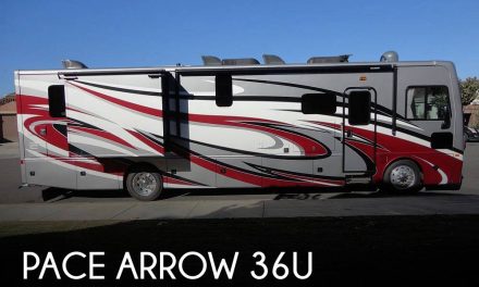 2017 Fleetwood Pace Arrow 36U