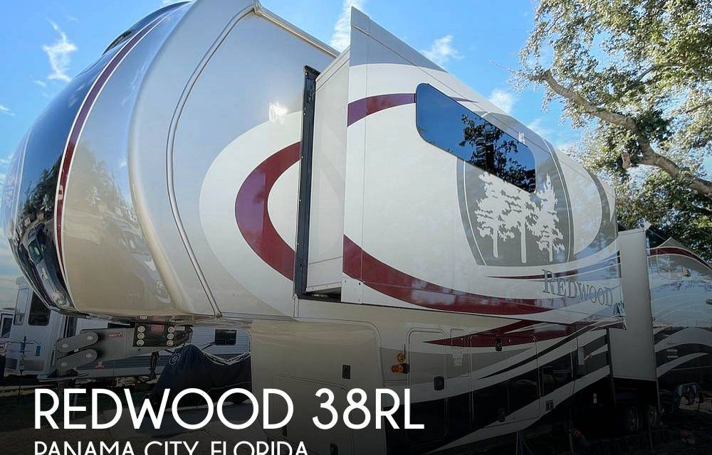 2015 Redwood RV Redwood 38RL