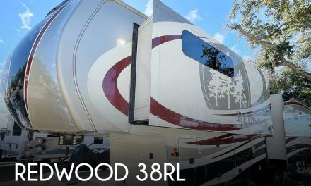 2015 Redwood RV Redwood 38RL