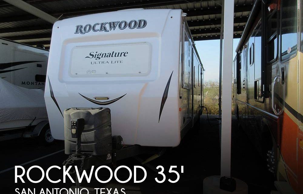 2016 Forest River Rockwood SIGNATURE 8311 WS
