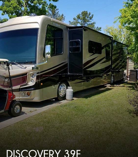 2017 Fleetwood Discovery 39F