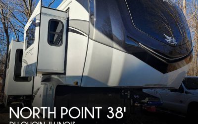 2022 Jayco North Point 382 FLRB