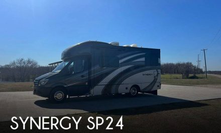 2016 Thor Motor Coach Synergy SP24