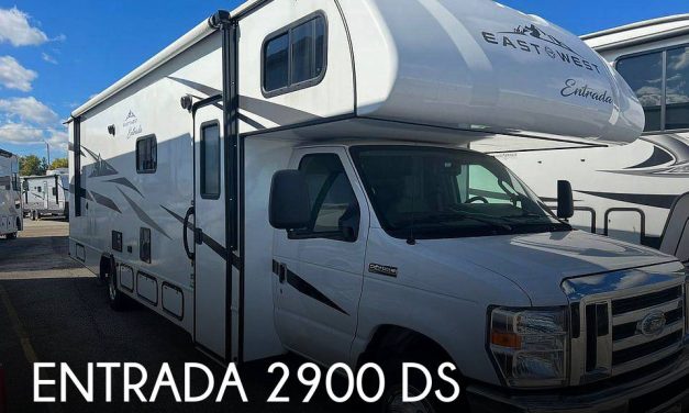 2022 East To West RV Entrada 2900 ds