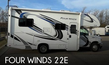 2021 Thor Motor Coach Four Winds 22E