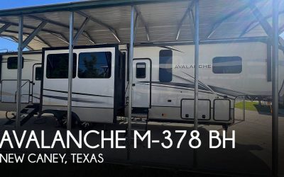 2022 Keystone Avalanche M-378 BH