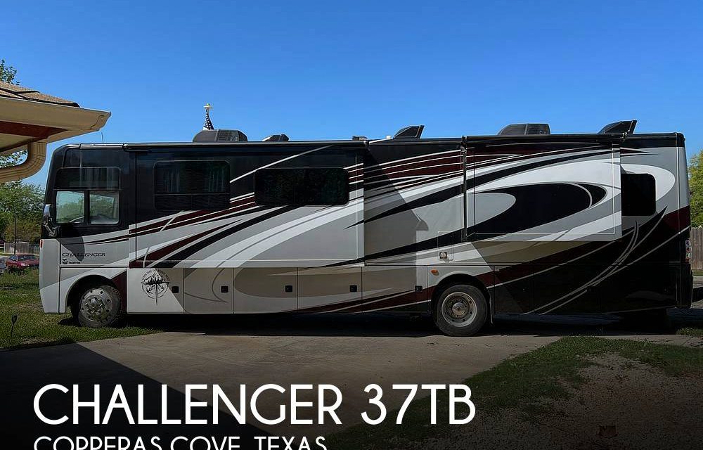 2017 Thor Motor Coach Challenger 37TB