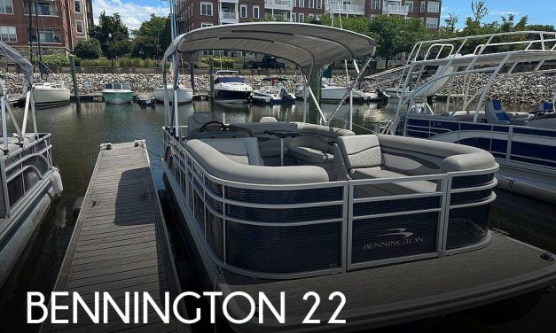 2022 Bennington Fishtoon 22S